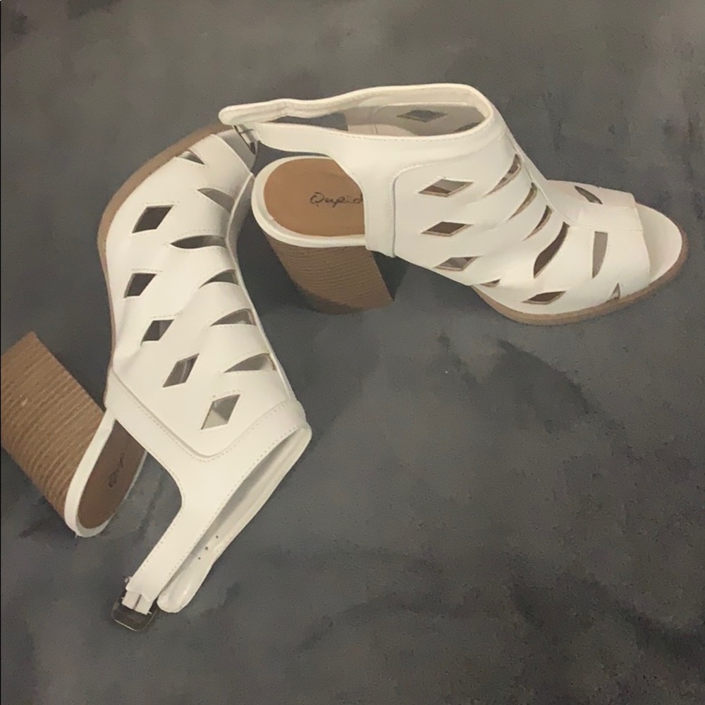 White Summer Wedges -size 8.5